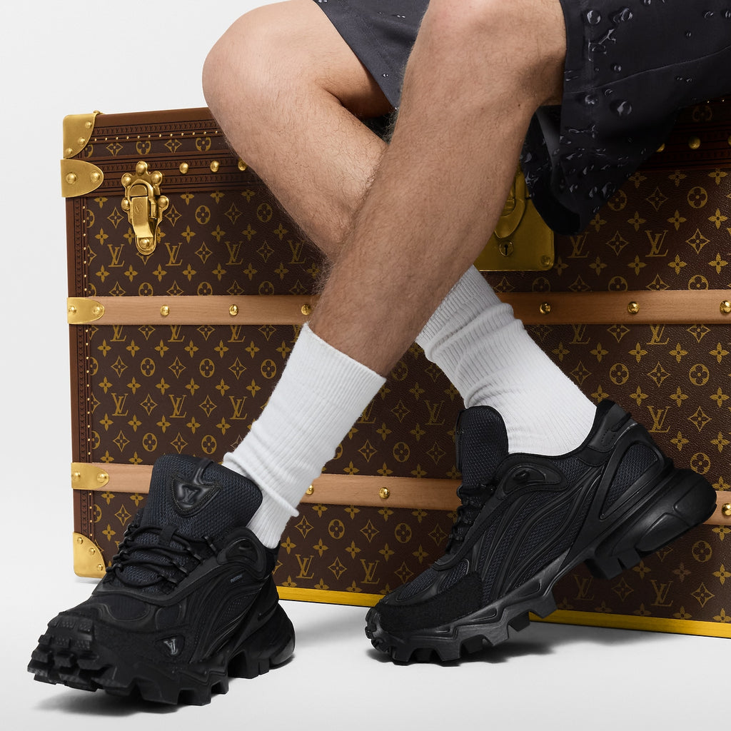 LV